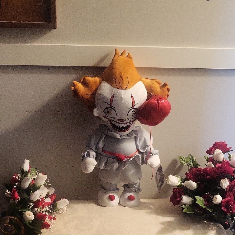 21 Inch PENNYWISE DOORGREETER​
